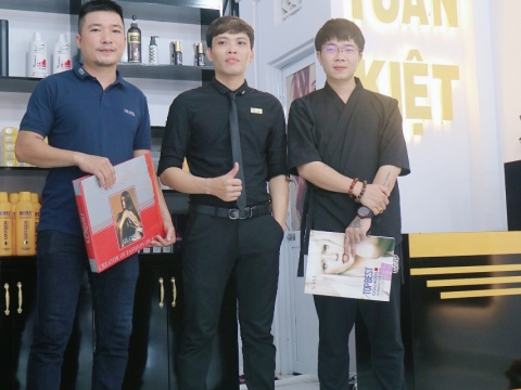 Hình ảnh khách hàng