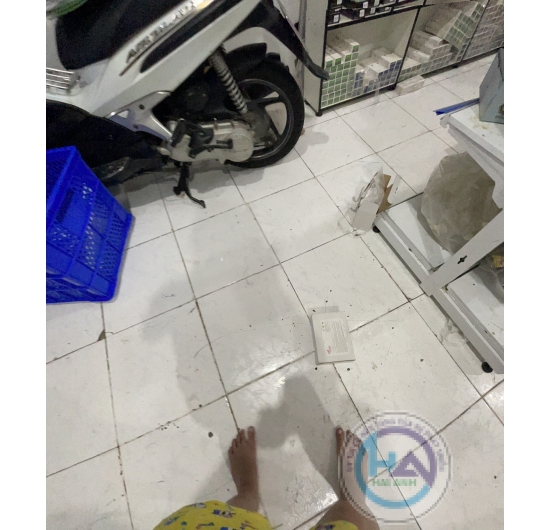 Xe đẩy nail khung sắt Sơn tĩnh điện.