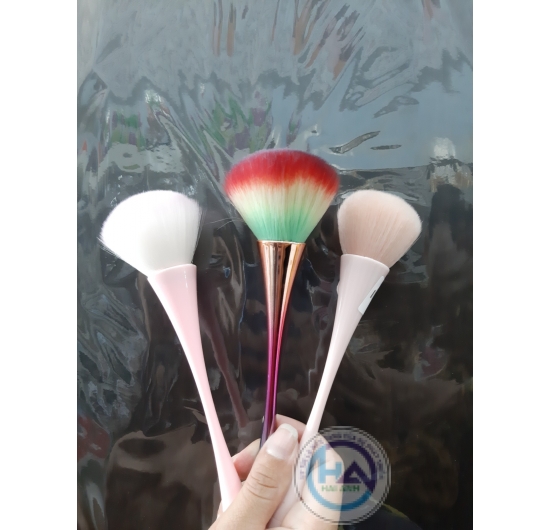 CỌ PHỦI MÓNG